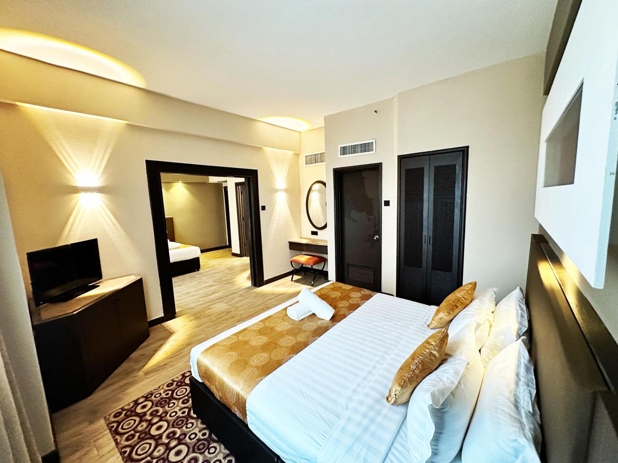 Hotel Regalpark Kuala Lumpur