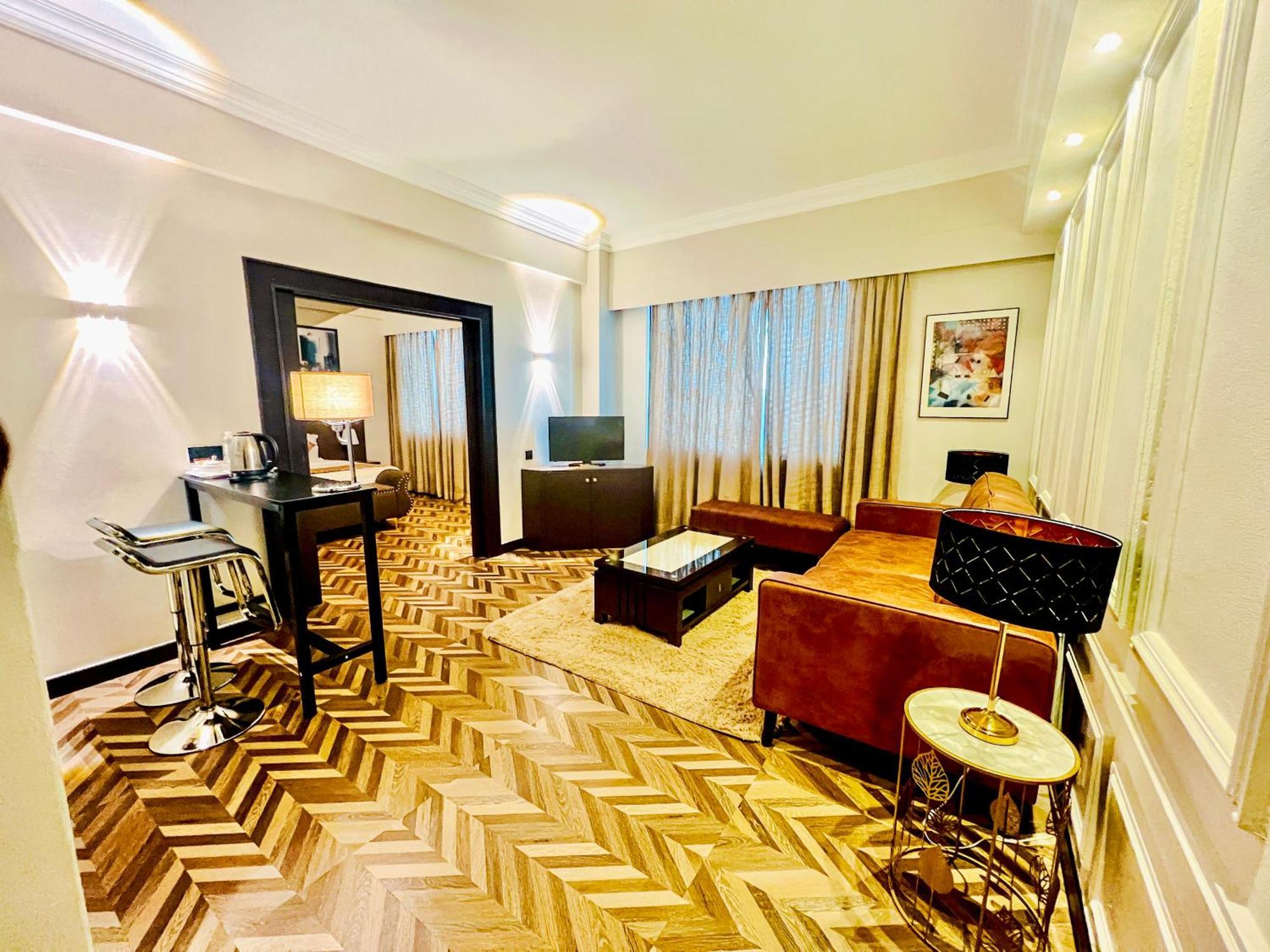 Hotel Regalpark